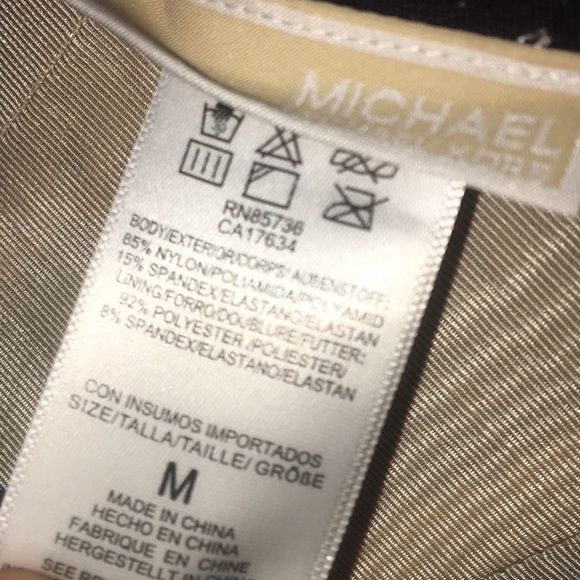 Bikini - Picture 2 of 3